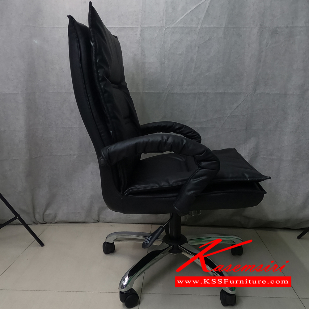 64086::SK018M-C::A Chawin office chair with PVC leather seat, tilting backrest and gas-lift adjustable. Dimension (WxDxH) cm : 62x57x100-110