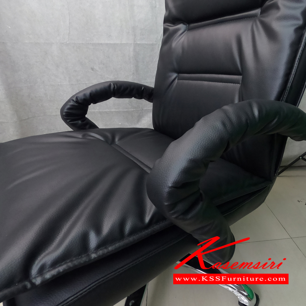 29075::SK018M-C::A Chawin office chair with PVC leather seat, tilting backrest and gas-lift adjustable. Dimension (WxDxH) cm : 62x57x100-110