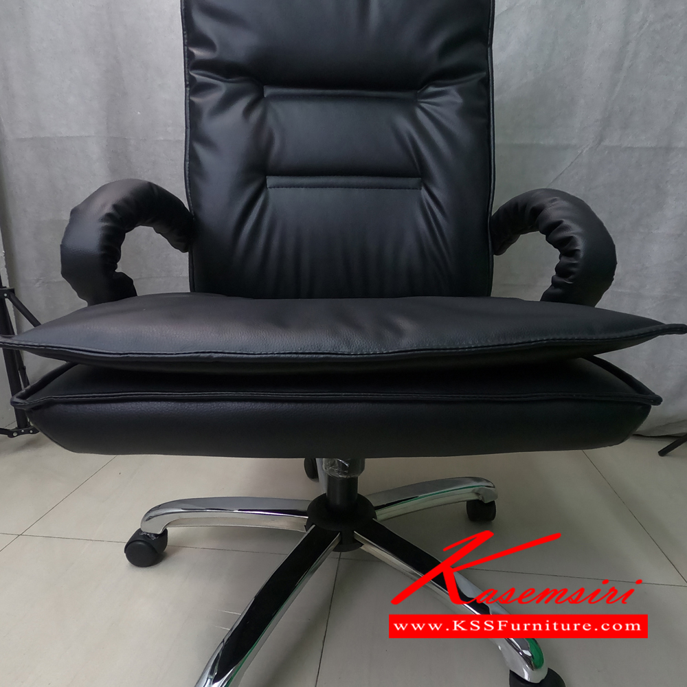 64086::SK018M-C::A Chawin office chair with PVC leather seat, tilting backrest and gas-lift adjustable. Dimension (WxDxH) cm : 62x57x100-110