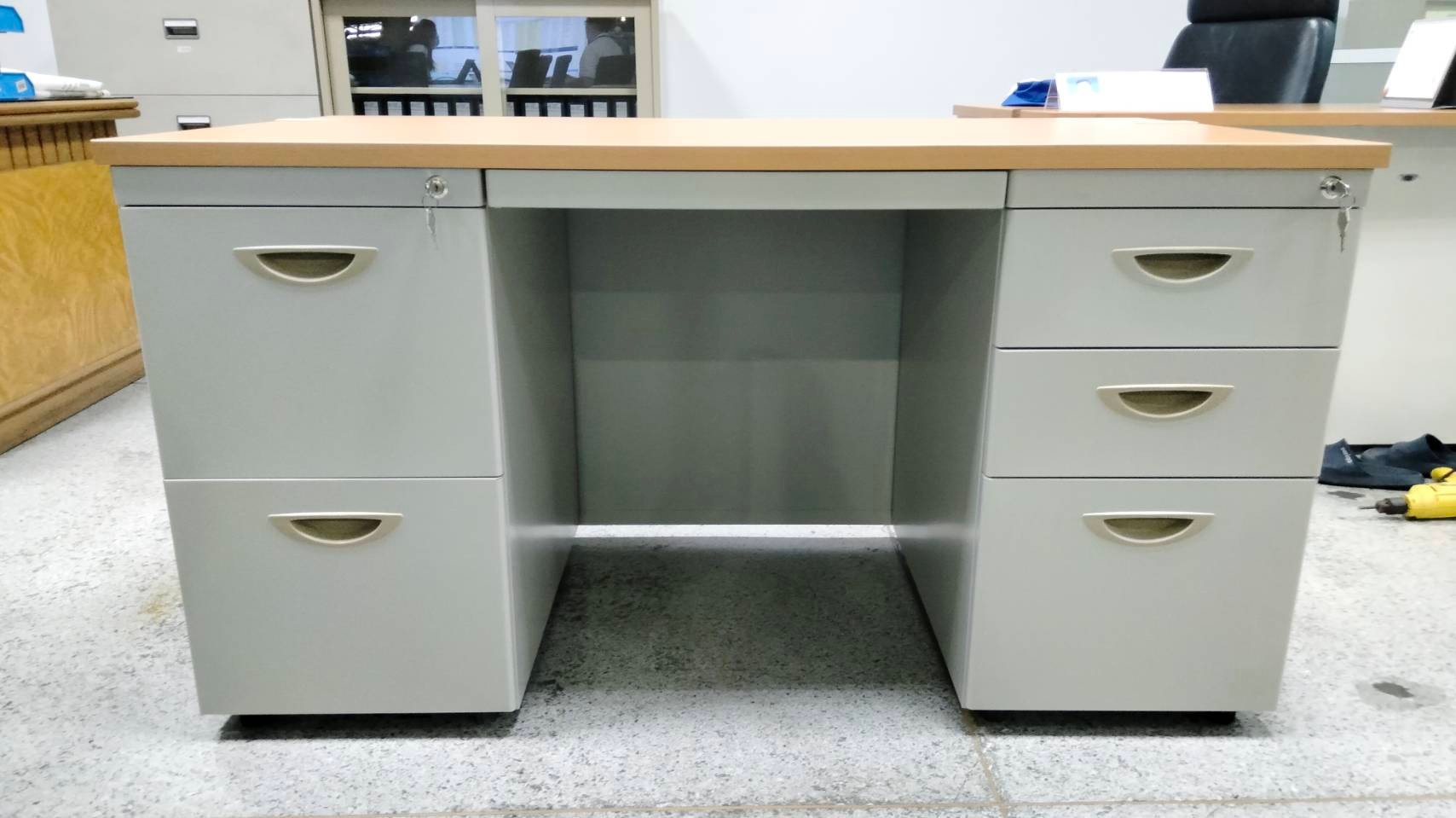 49046::D23-75140-60-90180::A Lucky metal table with 2 drawers on left, 3  drawers on right and melamine laminated sheet on top surface. Available in 3 sizes. LUCKY Steel Tables