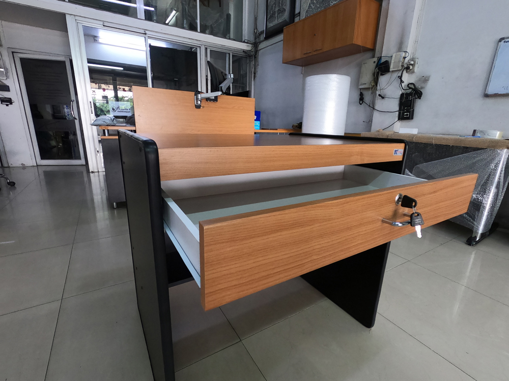 61034::BT-083::A BT PVC office table with 1 drawer. Dimension (WxDxH) cm : 80x60x75