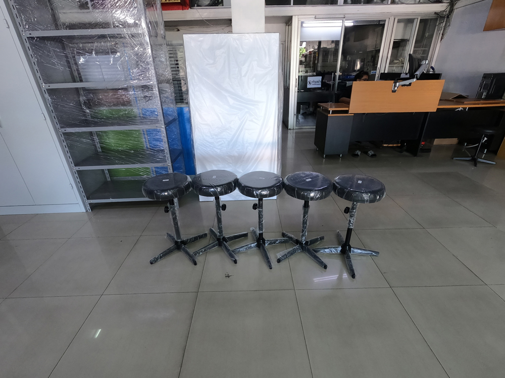 02058::C-112::A NAT bar stool with PVC leather seat and adjustable base. Dimension (WxH) cm : 30.5x58