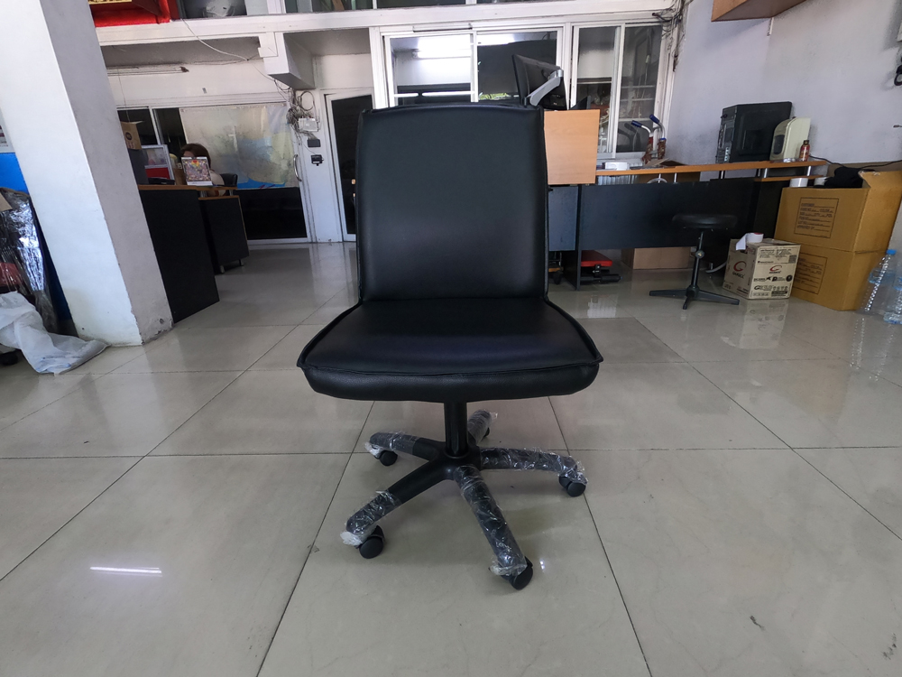 81006::CCP-87::เก้าอี้สำนักงาน CCP-87 ขนาด ก470xล580xส850มม. แกนหมุน ขาพลาสติกตัน22นิ้ว ไม่มีแขน เก้าอี้สำนักงาน คอมพลีท รับประกัน1ปี