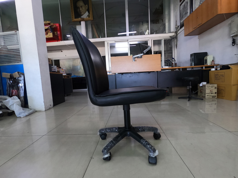 81006::CCP-87::เก้าอี้สำนักงาน CCP-87 ขนาด ก470xล580xส850มม. แกนหมุน ขาพลาสติกตัน22นิ้ว ไม่มีแขน เก้าอี้สำนักงาน คอมพลีท รับประกัน1ปี
