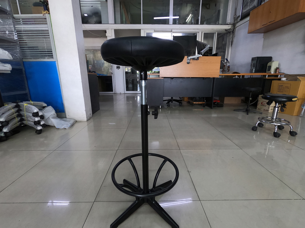 61049::CR-602::stool เก้าอี้บาร์ ปรับสูง-ต่ำด้วยสกรูล็อค หุ้มเบาะหนังPVC,หุ้มเบาะหนังPU,หุ้มเบาะผ้าฝ้าย ขาเหล็ก ไม่มีล้อ มีที่วางเท้า เก้าอี้สตูล asahi