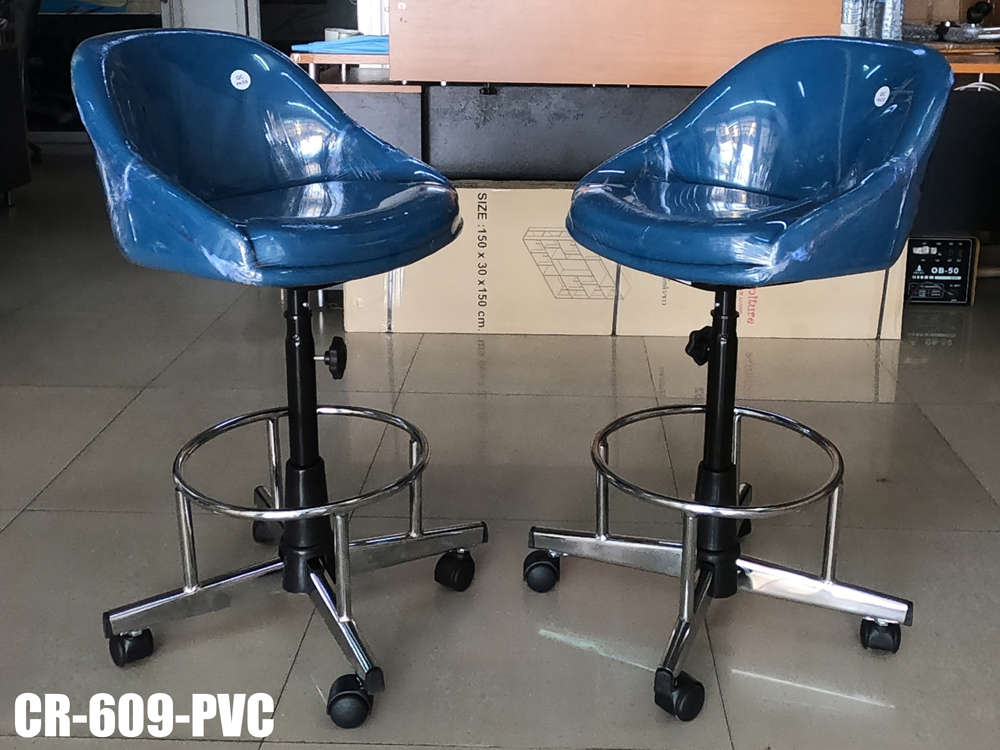 92022::CR-609::An Asahi CR-609 series stool with metal base, providing adjustable locked-screw/gas lift extension. 3-year warranty for the frame of a chair under normal application and 1-year warranty for the plastic base and accessories. Dimension (WxSL) cm : 46x67. Available in 3 seat styles: PVC Leather, PU Leather and Cotton.