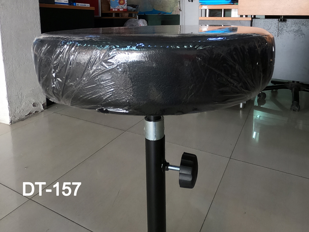 03006::DT-157::เก้าอี้บาร์กลางที่นั่งเบาะหนัง ขาพ่นดำ ขนาด330x330x620มม. เก้าอี้บาร์ VC