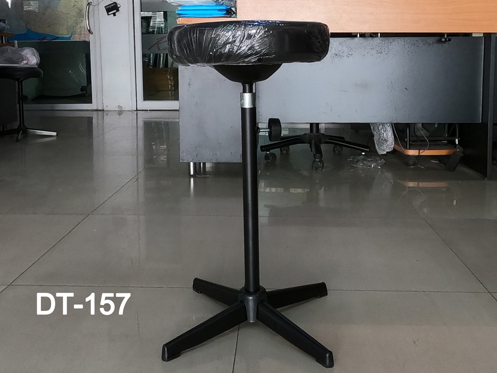 03006::DT-157::เก้าอี้บาร์กลางที่นั่งเบาะหนัง ขาพ่นดำ ขนาด330x330x620มม. เก้าอี้บาร์ VC