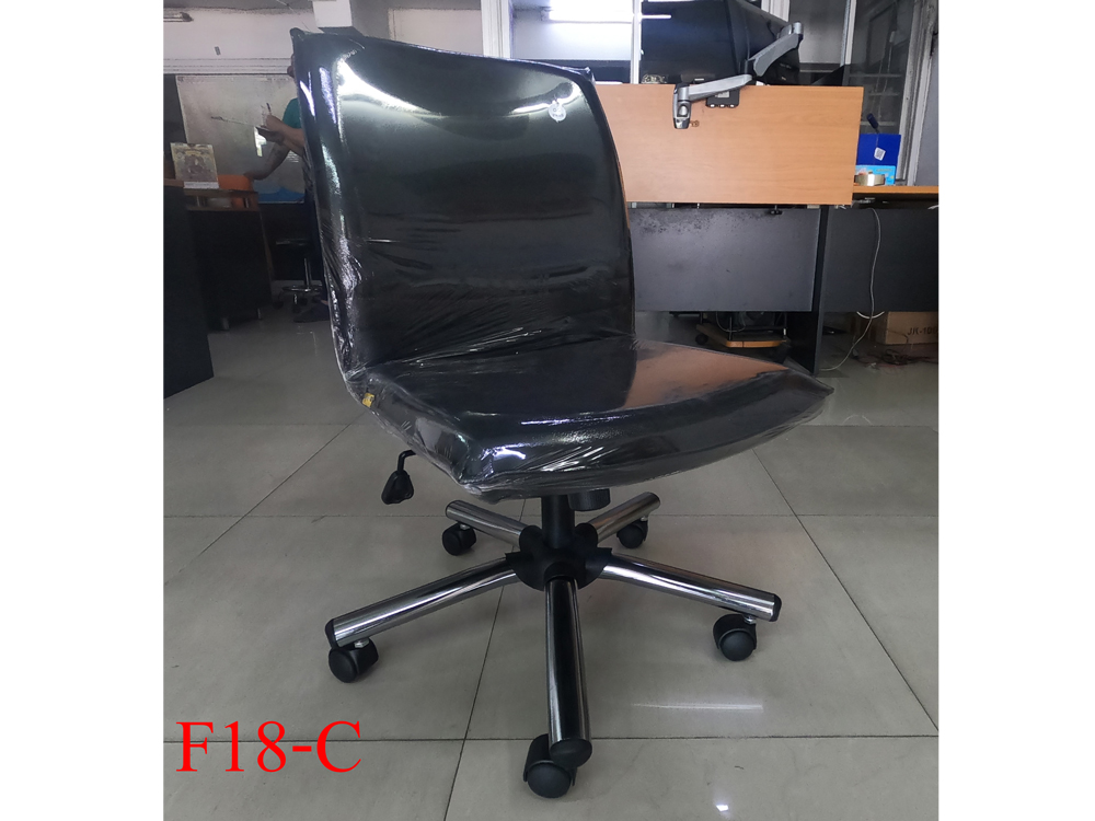 83088::F18-C::เก้าอี้ผู้บริหาร F18-C ขนาด ก490Xล640Xส870 มม. สูงถึงที่นั่ง 440 มม. หุ้มได้2แบบ ผ้าฝ้าย,หนังเทียม ไม่มีท้าวแขน มีก้อนโยก ปรับสูงต่ำด้วยระบบโช็คแก๊ส ขาชุปโครเมียม (สินค้ารับประกันคุณภาพ 1 ปี ไม่รวมวัสดุหุ้ม) เก้าอี้สำนักงาน ฟอร์เต้ ฟอร์เต้ เก้าอี้สำนักงาน