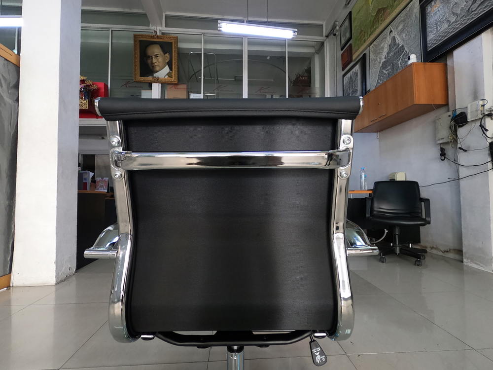 10056::FB-W708PU::เก้าอี้สำนักงาน โครงสร้างเหล็กชุบโครเมี่ยมทั้งตัว หุ้มหนังPU ล้อPV โช๊คอัพคุณภาพดี ขนาด ก530xล610xส900-1000 มม. ***สินค้ารับประกัน 1 ปี *** มี 2 สี(สีขาว,สีดำ) เก้าอี้สำนักงาน CL CL เก้าอี้สำนักงาน