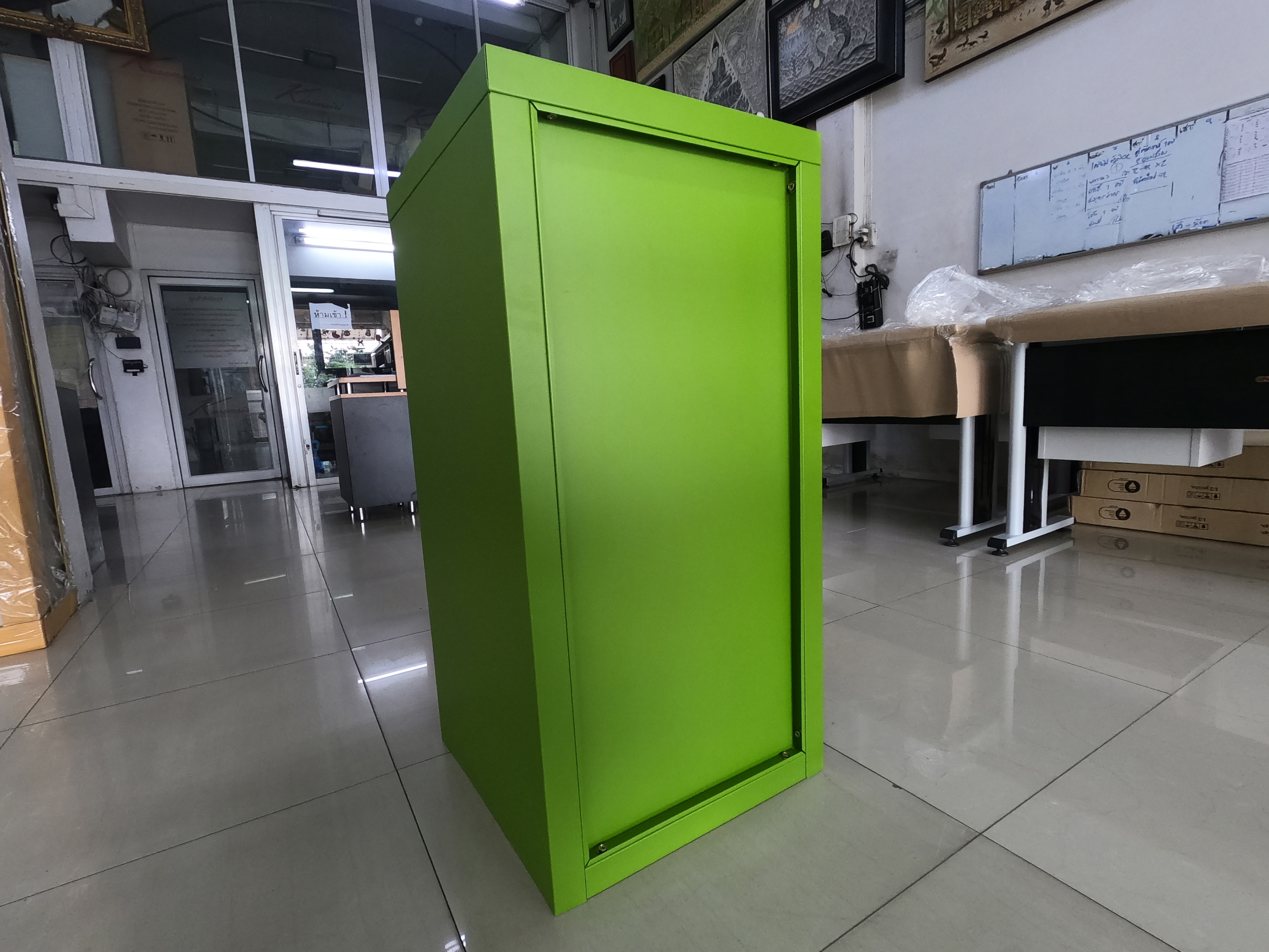 61027::SFF-450x900-GG(เขียว)::ชั้นวางอเนกประสงค์ มีฝาหลัง SFF-450x900 GG(เขียว) ขนาด ก450xล455xส900 มม. ลัคกี้เวิลด์ ชั้นวางของเหล็ก