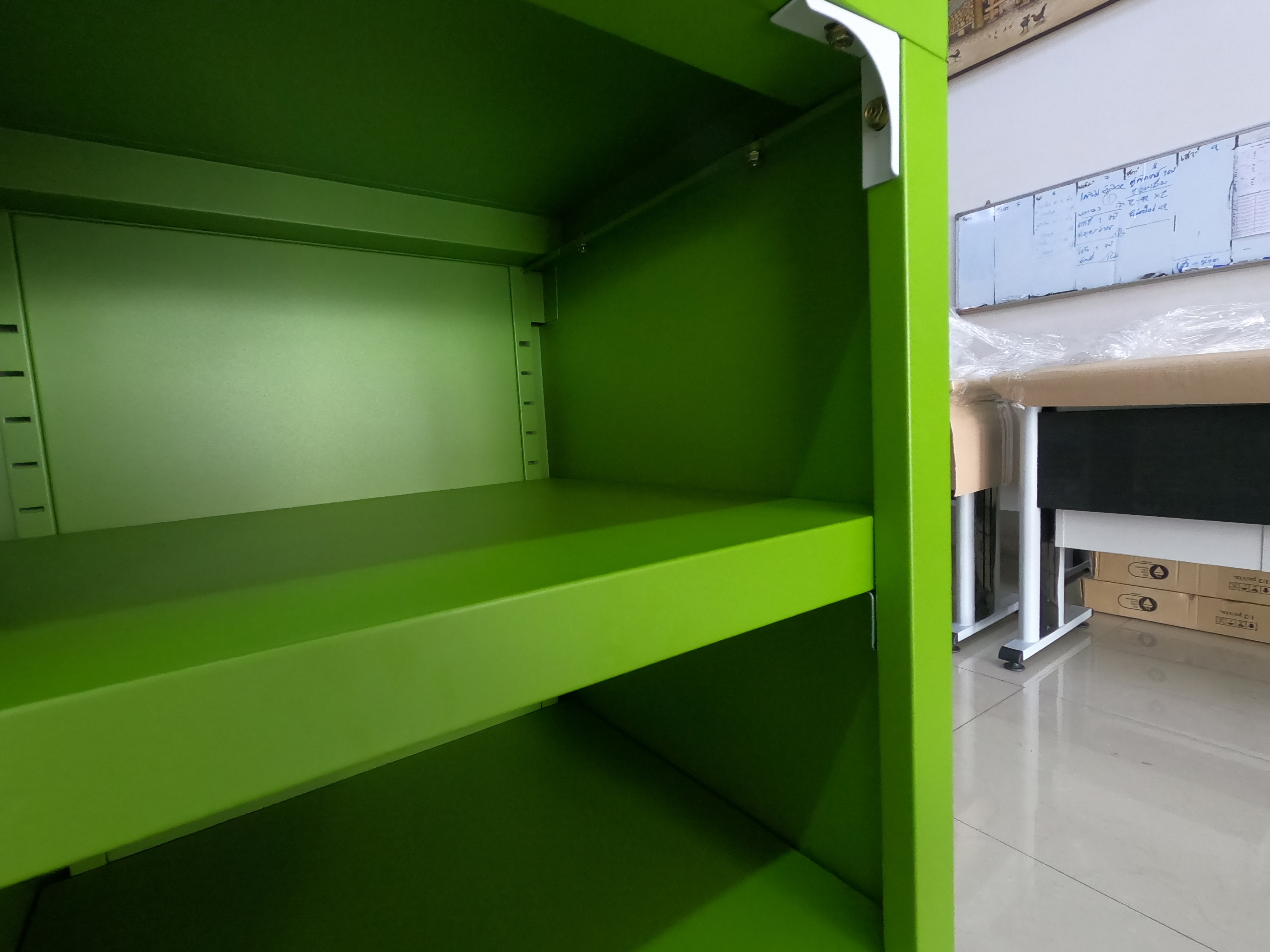 61027::SFF-450x900-GG(เขียว)::ชั้นวางอเนกประสงค์ มีฝาหลัง SFF-450x900 GG(เขียว) ขนาด ก450xล455xส900 มม. ลัคกี้เวิลด์ ชั้นวางของเหล็ก