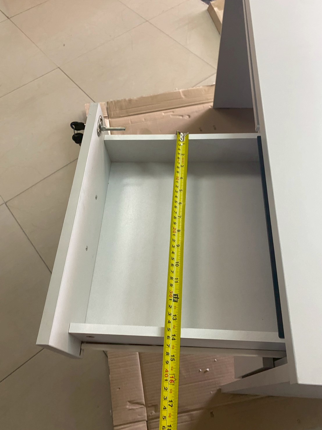 38021::ST-120B,ST-120B75,ST-150B,ST-150B75::โต๊ะทำงาน 2 ลิ้นชัก มีถาดวางคีย์บอร์ด ST-120B(ลึก60ซม.),ST-120B75(ลึก75ซม.),ST-150B(ลึก60ซม.),ST-150B75(ลึก75ซม.) สั่งเมลามินสีอื่นได้ ขนาดเป็นโดยประมาณ บีที โต๊ะสำนักงานเมลามิน