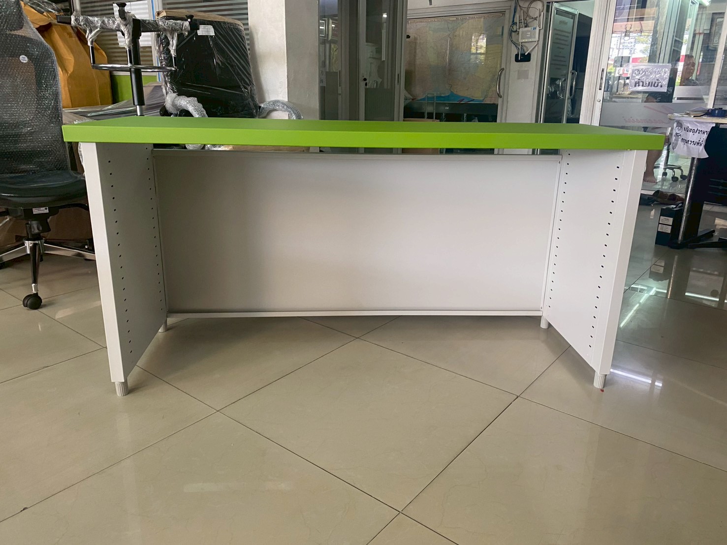 98081::KDS-150-GG(เขียว)::โต๊ะอเนกประสงค์เหล็ก 5 ฟุต GG(เขียว) ขนาด 1500x500x740 มม. (กxลxส) ลัคกี้เวิลด์ โต๊ะอเนกประสงค์เหล็ก
