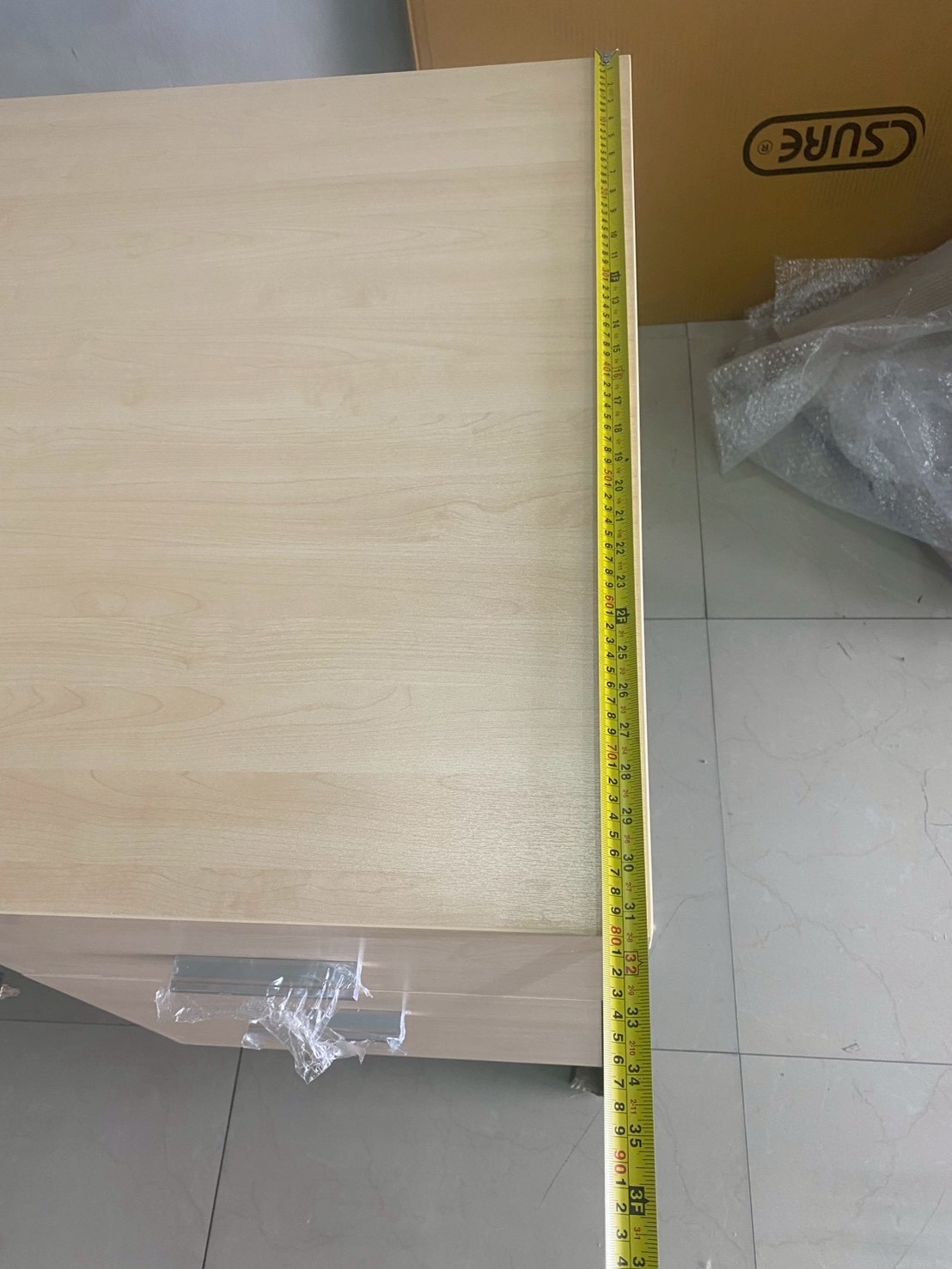 62027::VC-12080::โต๊ะทำงานผิวเมลามีน ขนาด ก1200xล800xส750 มม. แผ่นท็อปหนา 25 มม. ปิดขอบ PVC หนา 2 มม. แผ่นขา19 มม. ปิดขอบ PVC หนา 1 มม. ลิ้นชักกว้าง 42 ซม.  วีซี โต๊ะสำนักงานเมลามิน