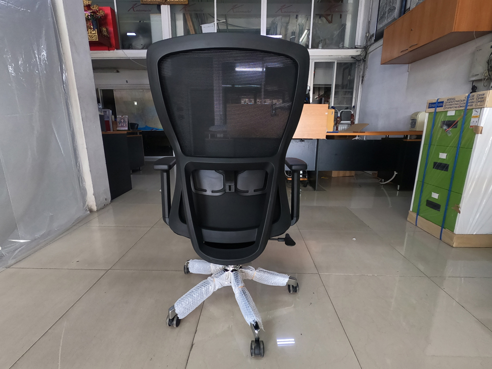 11014::LM-941::เก้าอี้สำนักงาน รุ่น LM-941 สีดำ หุ้มด้วยผ้าตาข่าย ขาอลูมิเนียม สามารถปรับระดับสูงต่ำได้ ขนาด ก640xล600xส1120 มม.  CL เก้าอี้สำนักงาน CL เก้าอี้สำนักงาน