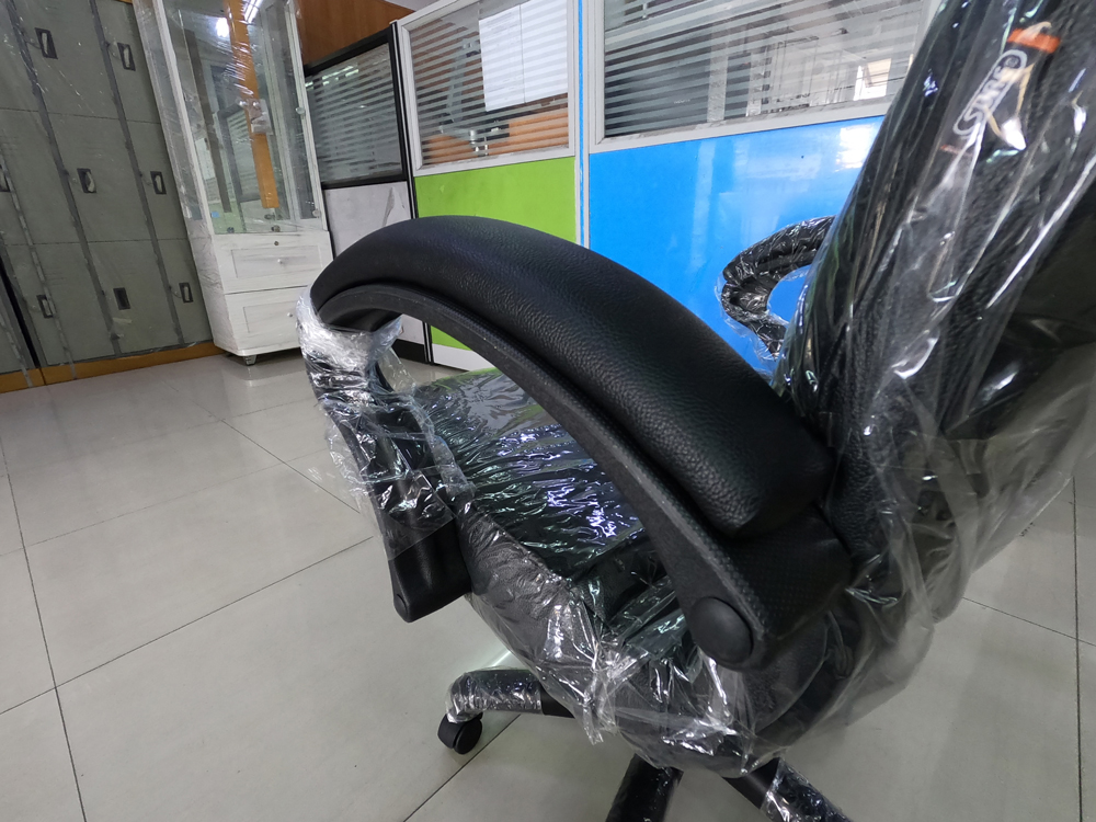 20065::PL-151::A Sure office chair. Dimension (WxDxH) cm : 64x66x91-102. Available in Black, Red and Blue SURE Office Chairs