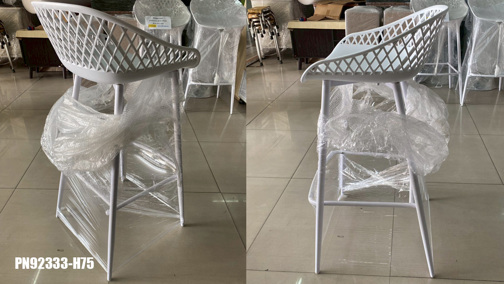 71024::PN92333-H75::เก้าอี้บาร์ ใช้งานกับโต๊ะหรือเคาน์เตอร์ที่มีความสูง ดีไซน์สวย รูปทรงทันสมัย แข็งแรงทนทาน ที่นั่งเป็นพลาสติกขาเป็นเหล็กเพิ่มความแข็งแรงมั่นคง  ไพรโอเนีย เก้าอี้บาร์