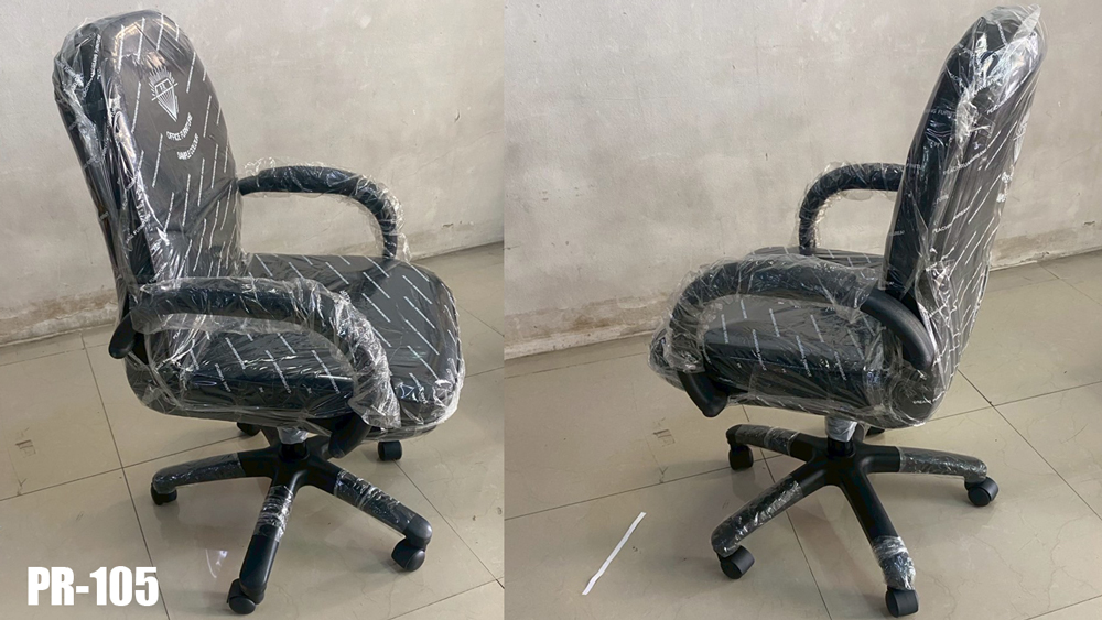 34035::PR-105::A PR office chair with PVC leather/fabric seat and gas-lift adjustable. Dimension (WxDxH) cm : 56x65x87