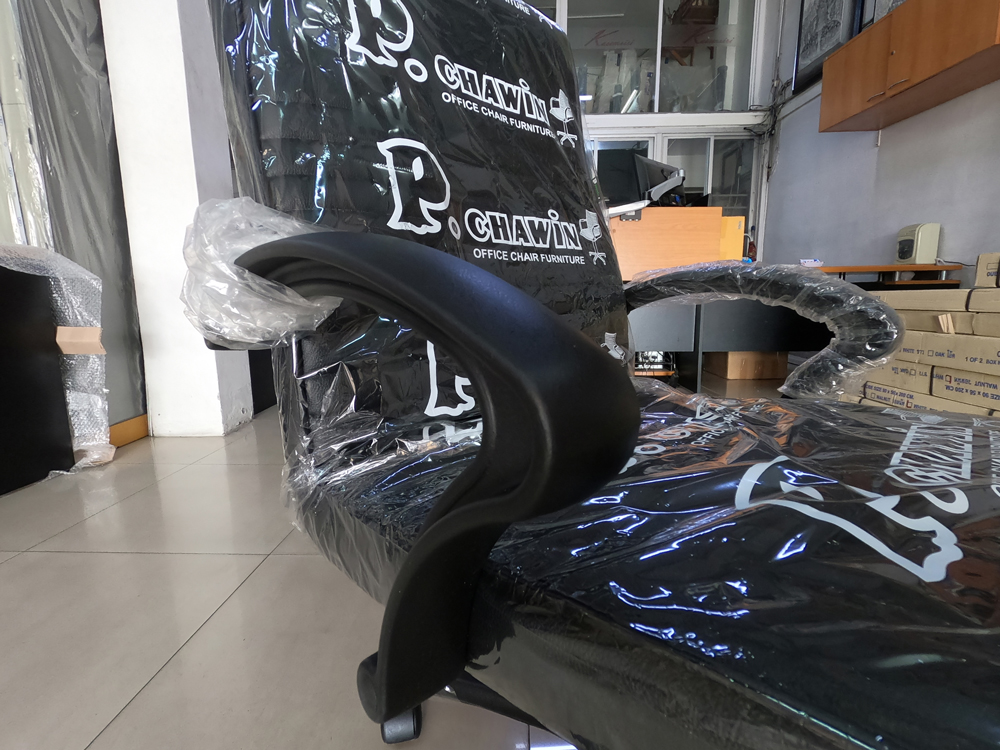 10032::SK018M-C::A Chawin office chair with PVC leather seat, tilting backrest and gas-lift adjustable. Dimension (WxDxH) cm : 62x57x100-110 CHAWIN Office Chairs
