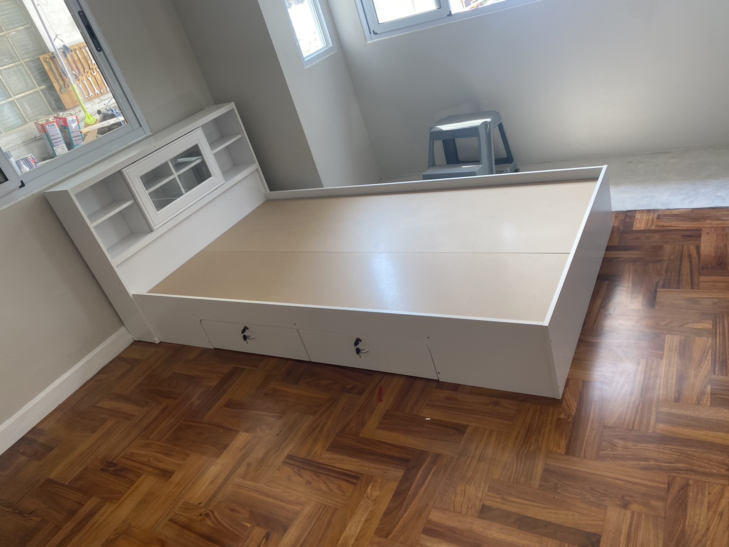 86082::B-3.5 DESIGN D::เตียงบานเลื่อน 3.5 ฟุต ลิ้นชักสามารถสลับซ้าย-ขวาได้ ขนาด 1140x1980มม. สีPremium Solid 3D/jean,โอ๊ค,โอ๊ค/ขาว,ขาว,วอลนัท ดีดี เตียงไม้-ที่เก็บของ