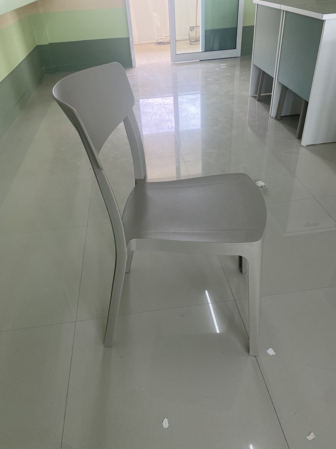 98019::PN9351::ใช้งานได้ทั้ง indoor และ  outdoor แข็งแรง เหนียว ทนทาน สะดวกในการเคลื่อนย้าย ทำความสะอาดง่าย รับน้ำหนักได้สูงสุด120 กิโลกรัม ไพรโอเนีย เก้าอี้แฟชั่น
