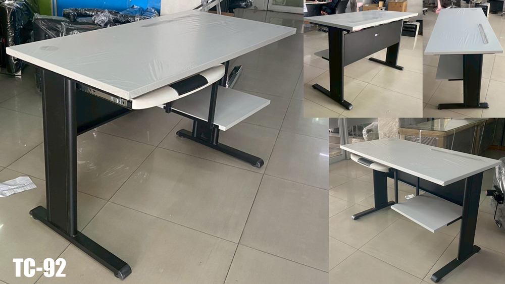 79095::TC-92::โต๊ะคอมพิวเตอร์ ขนาด1200x600x750มม. หน้าโต๊ะเคลือบเมลามีน มีชั้นวางเอกสาร มีถาดวางคีย์บอรด์ โครงขาเหน็กรูปตัว "C" พ่นสี โต๊ะเหล็ก TOKAI