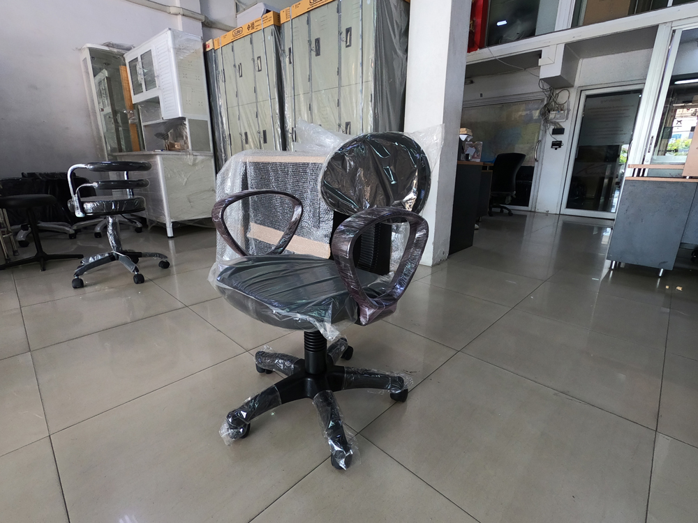 33029::TRENDY-910::A Sure office chair with fabric seat. Dimension (WxDxH) cm : 51x48x75-85. Available in Black and Red