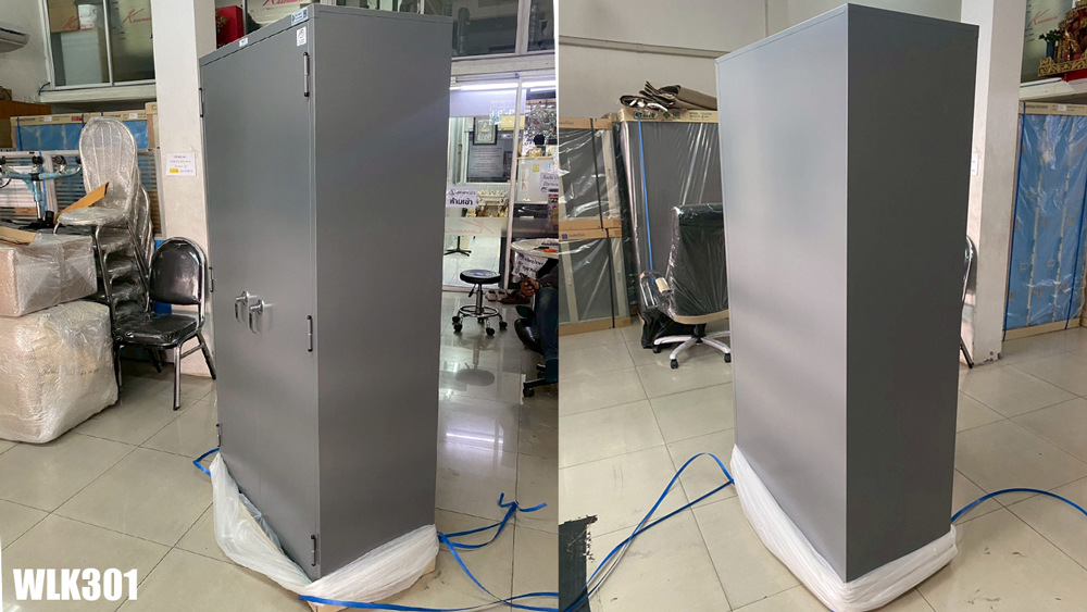 56054::WLK-30::A Welco steel cabinet with 2 swing doors. Dimension (WxDxH) cm : 91.4x45.8x183. Available in Orange-White, Blue-White, Purple-White and Green-White Metal Cabinets PRESIDENT Steel Cabinets