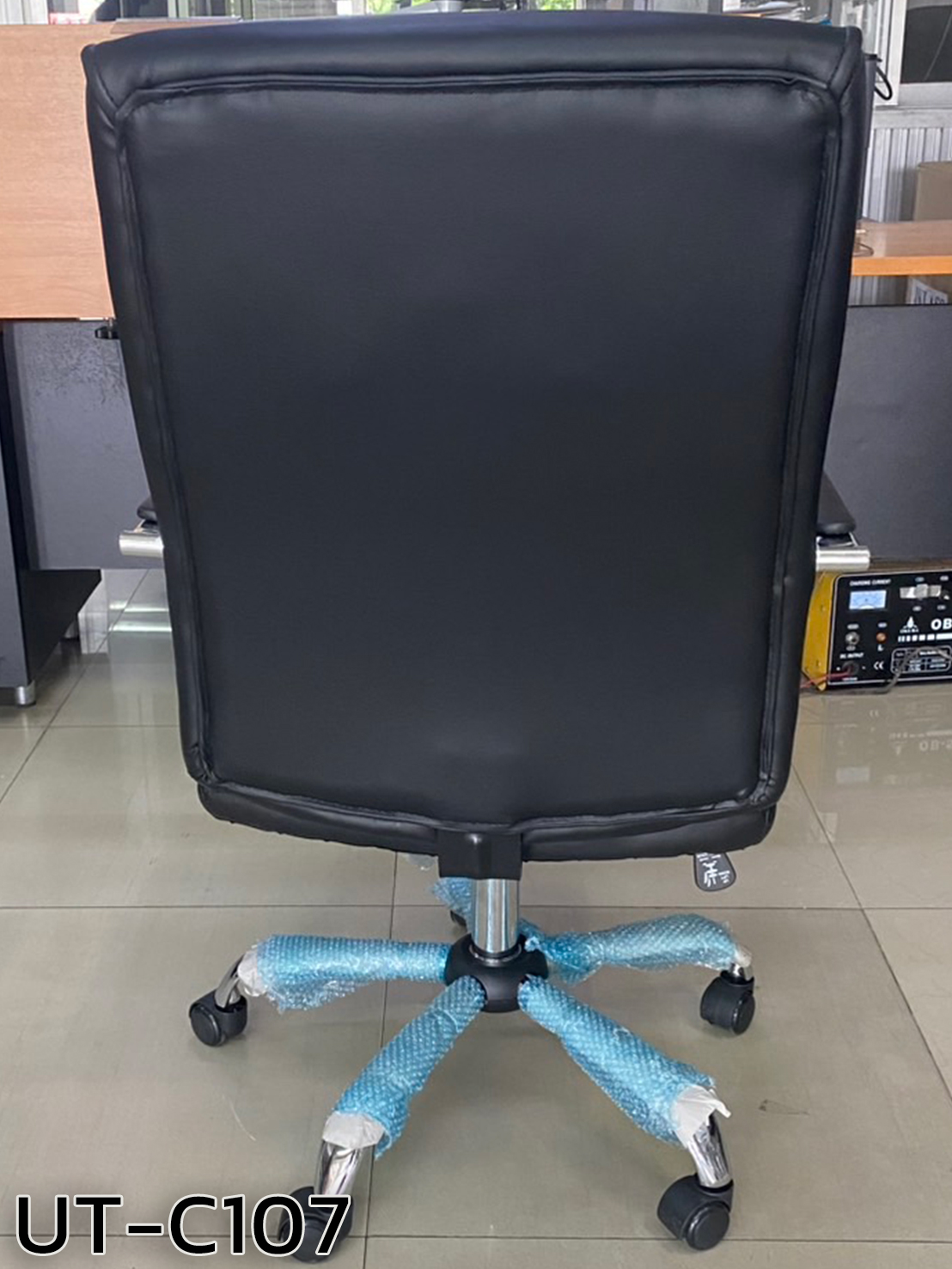 96053::UT-C107::เก้าอี้สำนักงาน ขาชุบ แขนชุบ CL เก้าอี้พักคอย CL เก้าอี้พักคอย
