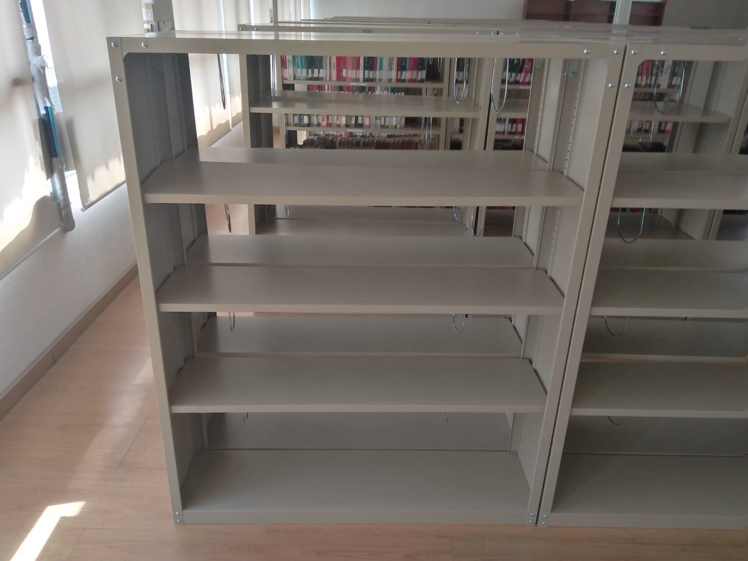 89031::S-504-S-204::A Lucky metal book shelves with adjustable shelves. Dimension (WxDxH) cm : 121.9x30.5x152.7/121.9x30.5x91.8  LUCKY Steel Book Shelves