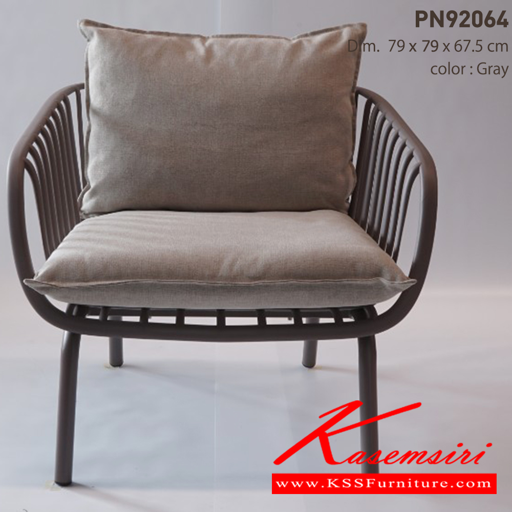 81045::PN92064::เก้าอี้นั่งสบาย มีดีไซน์แสดงถึงความร่วมสมัย เข้าได้กับทุกสถานที่ ตัวเบาะหุ้มด้วยผ้า ให้ความรู้สึกนุ่มนวล และขาไม้ให้ความรู้สึกอบอุ่น เหมาะกับการใช้งานภายในอาคาร สามารถใช้งานในร้านอาหาร ร้านกาแฟ ได้เป็นอย่างดี  ไพรโอเนีย โซฟาแฟชั่น