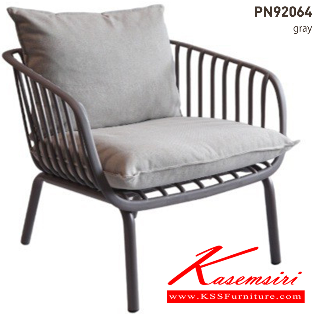 81045::PN92064::เก้าอี้นั่งสบาย มีดีไซน์แสดงถึงความร่วมสมัย เข้าได้กับทุกสถานที่ ตัวเบาะหุ้มด้วยผ้า ให้ความรู้สึกนุ่มนวล และขาไม้ให้ความรู้สึกอบอุ่น เหมาะกับการใช้งานภายในอาคาร สามารถใช้งานในร้านอาหาร ร้านกาแฟ ได้เป็นอย่างดี  ไพรโอเนีย โซฟาแฟชั่น