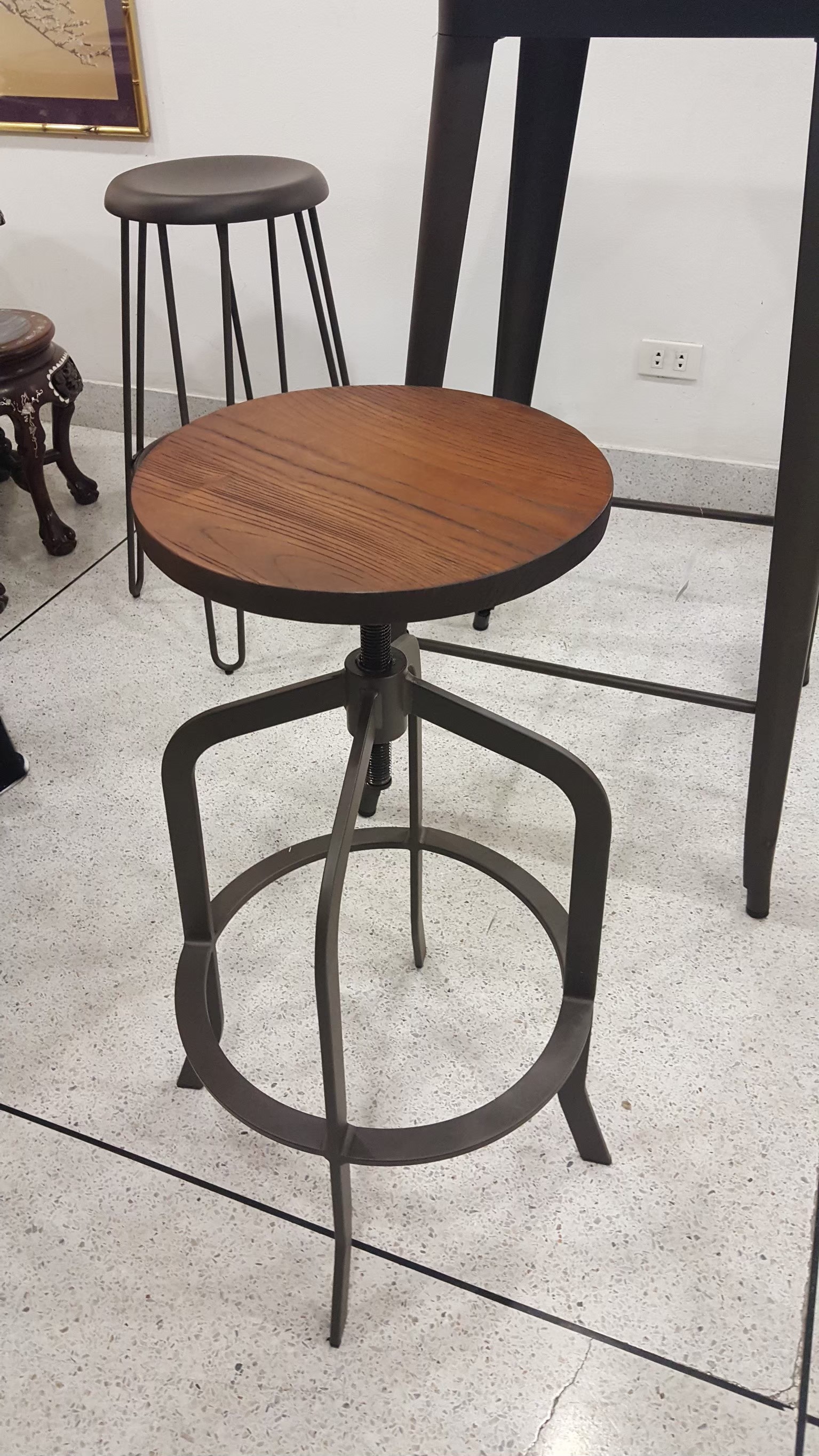 08033::HB-187::A Sure bar stool. Dimension (WxDxH) cm : 44x38x91-111. Available in Brown SURE Bar Stools