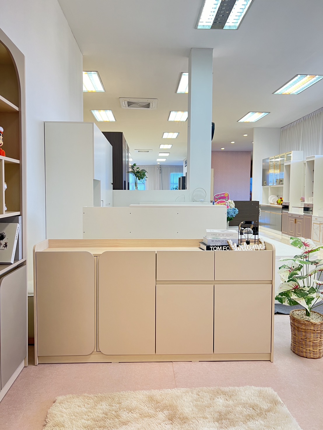 69002::PCS-164::ตู้คอลโซล ตู้อเนกประสงค์ 160 ซม. ขนาด w160xd30xh80 ซม. spec : PU/MELAMINE(E1) ไอเวอรี่/เบจ,ขาว(วู้ดลิฟ)ลินิน CURVA Collection เอ็กซ์ซีเอฟ ตู้อเนกประสงค์